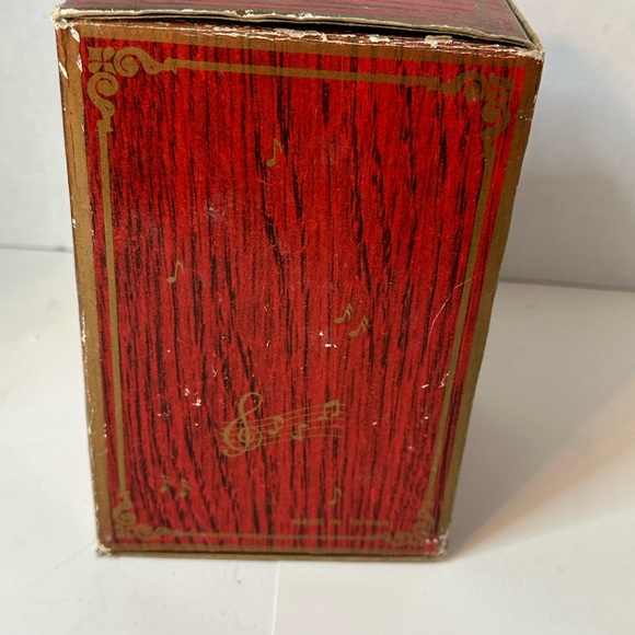 HOMCO Vtg SANTA'S WORKSHOP Wind-Up & Rotating MUSIC BOX Plays Music - Picture 3 of 11